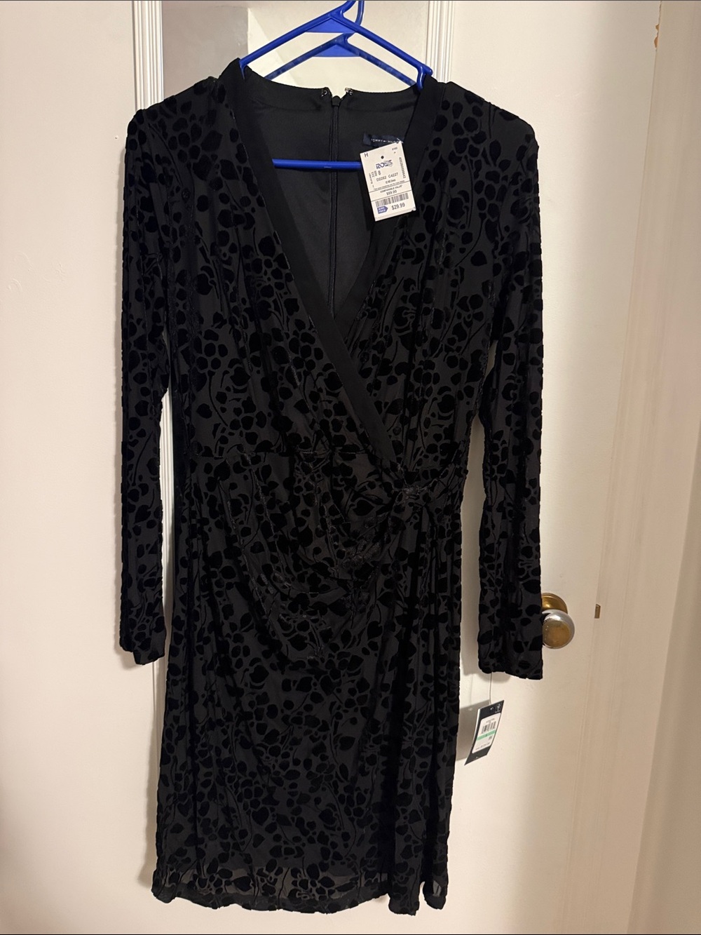 Black Long-Sleeve Velvet Wrap Dress